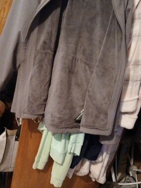 The North Face Women's Lightweight Gray Fleece Jacket